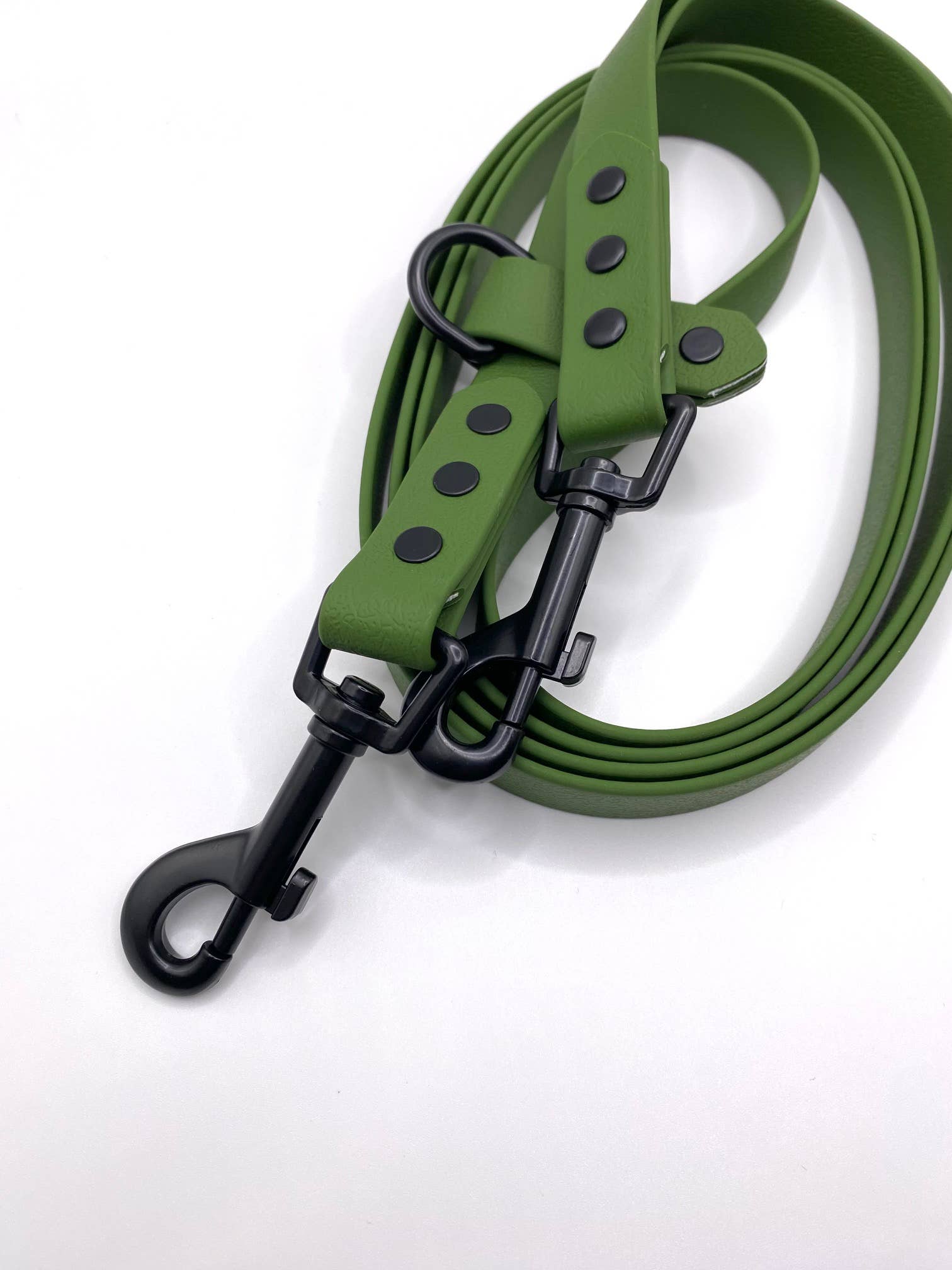 x1 Hands Free Waterproof Dog Leash