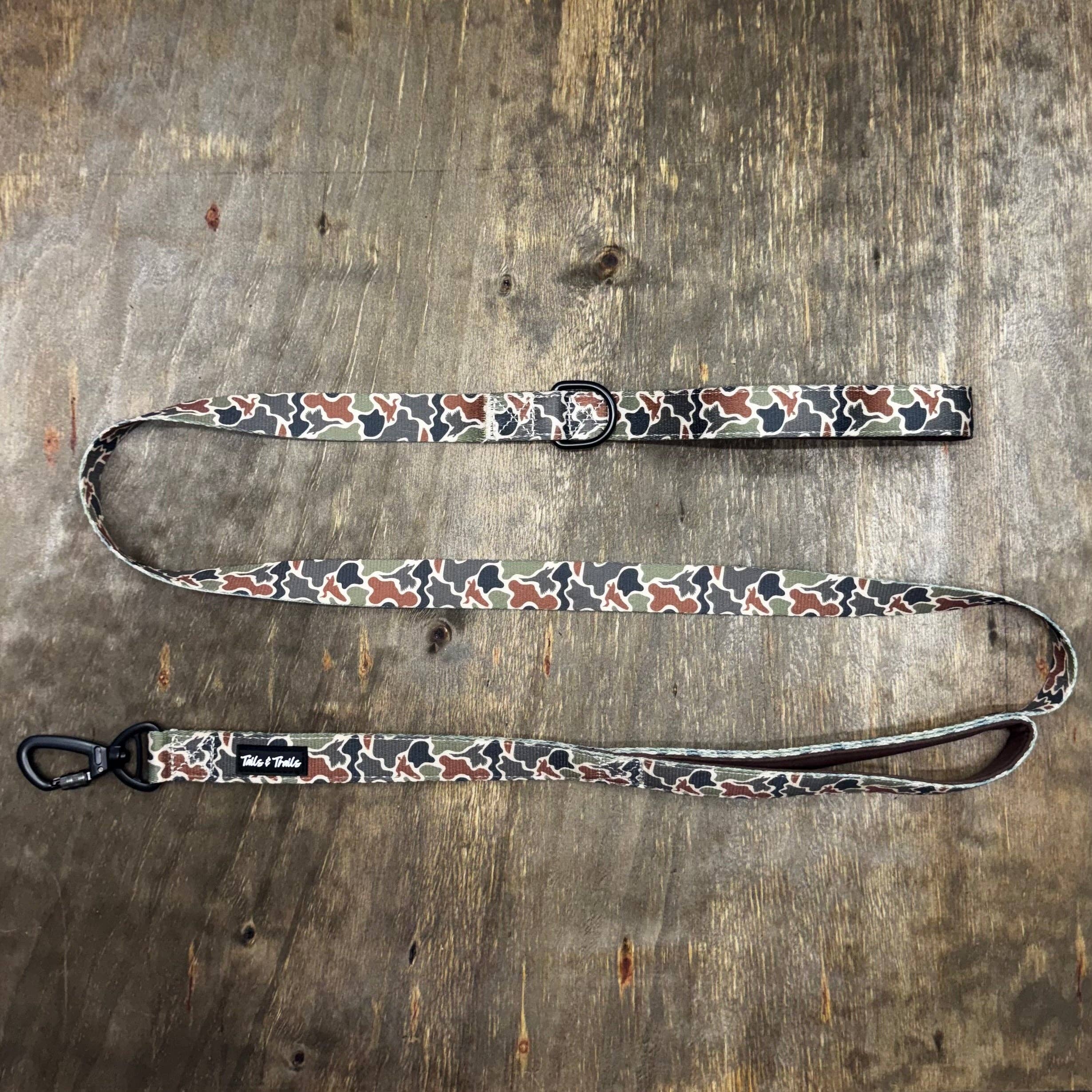 Double Handle Duck Camo Trail Leash